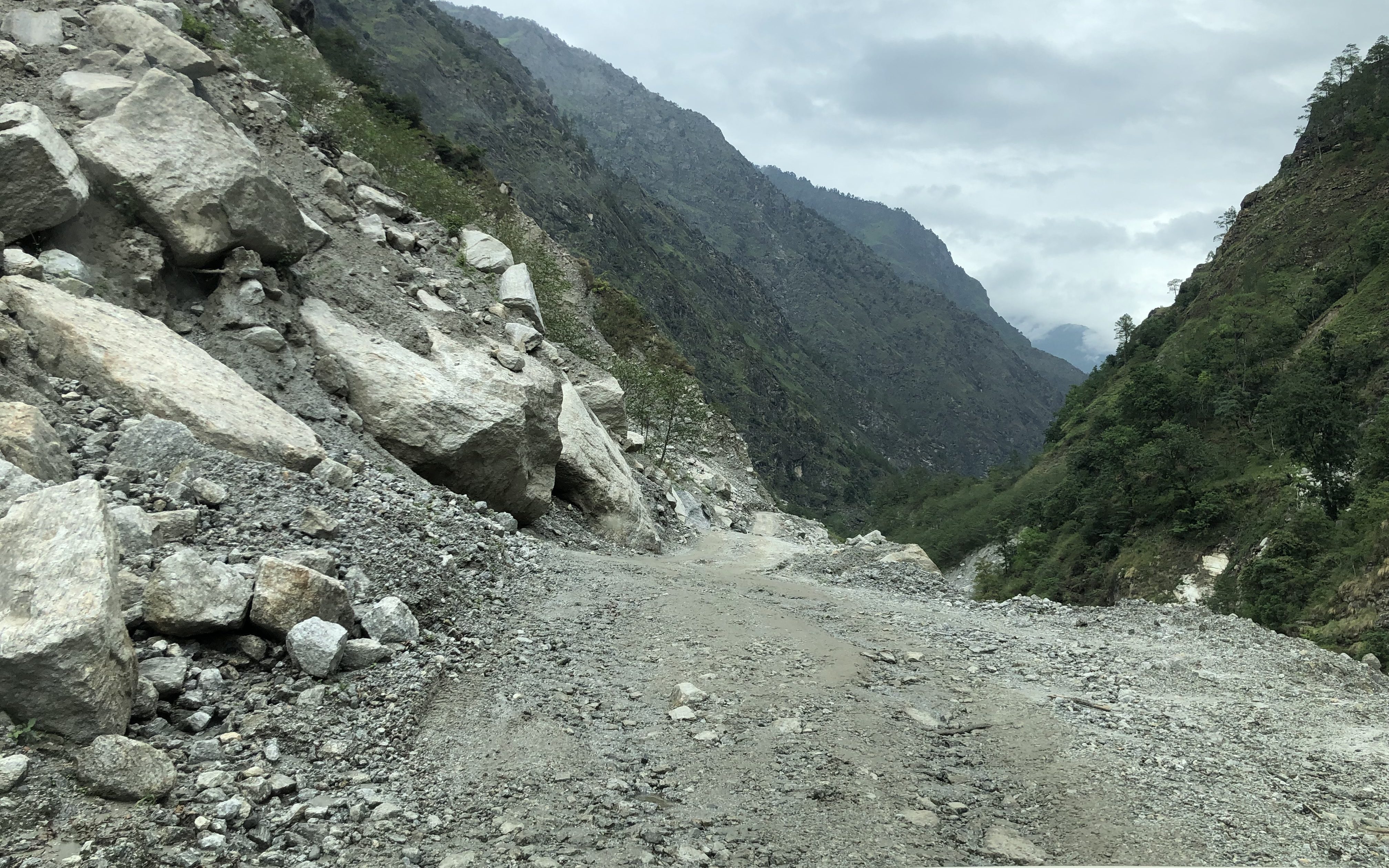 Darma Valley road (just beyond Tawaghat). District Pithoragarh, Uttarakhand