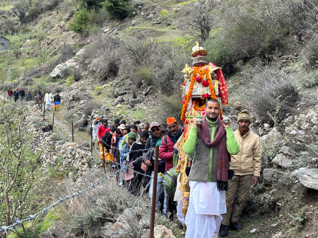 Palanquin of Goddess Ganga enroute Mundeshwari temple
