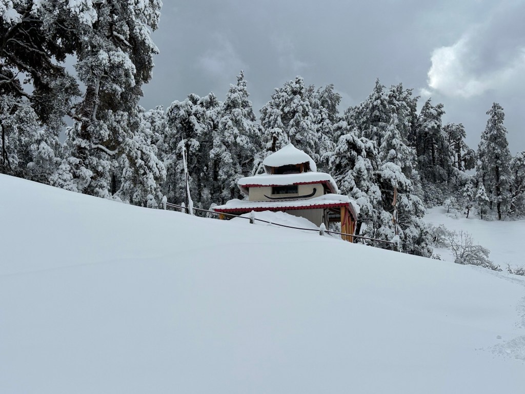 Nag temple is situated along the Barnala Lake. This temple is revered by the locals in the area. Accessed via a trek from Barsu Village. District Uttarkashi, Uttarakhand