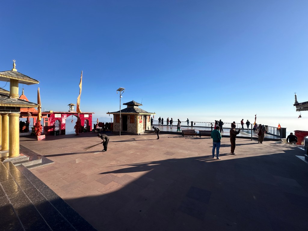 Surkanda Devi Temple complex. Soft wind, the chime of the bells, the air has a mystic aura here. Feels so great. amazing 360 degree view from here. Located in district Tehri Garhwal of Uttarakhand. #Surkandadevitempletrek #thingstodoinMussoorie #thingstodoindhanaulti 