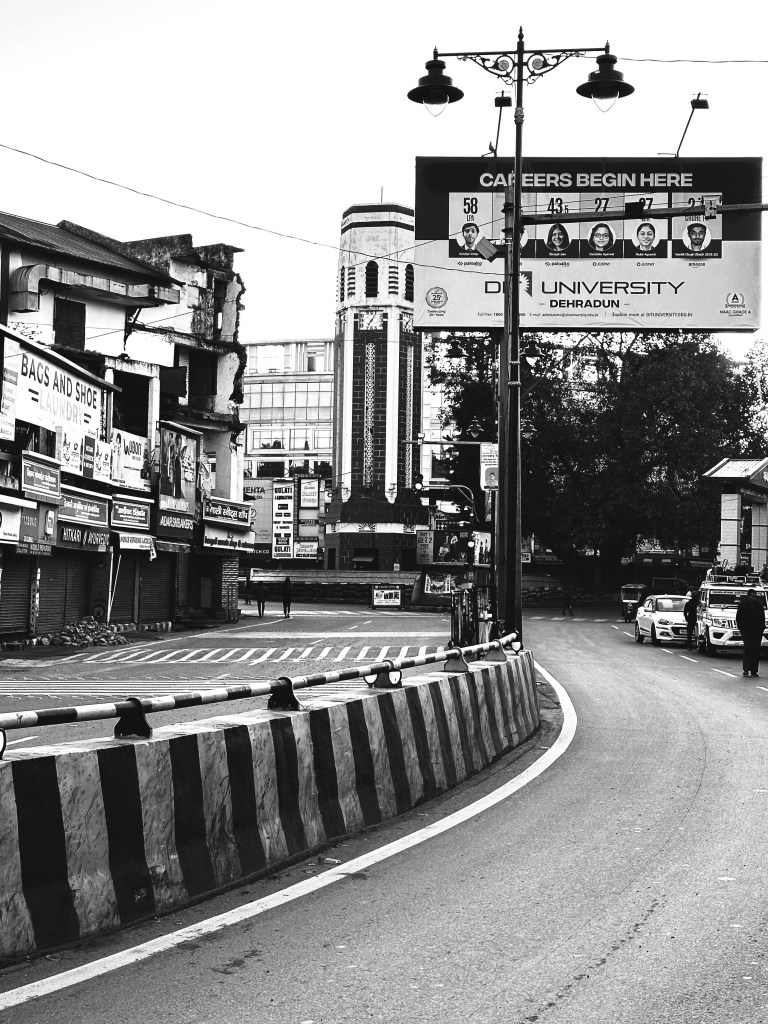 The iconic clock tower of Dehradun. As seen from Chakrata road.  Clock tower , the landmark hexagonal tower, was inaugurated in the year 1953. #dehradunhistory #clocktowerhistory #landmarksofDehradun #placestovisitinDehradun