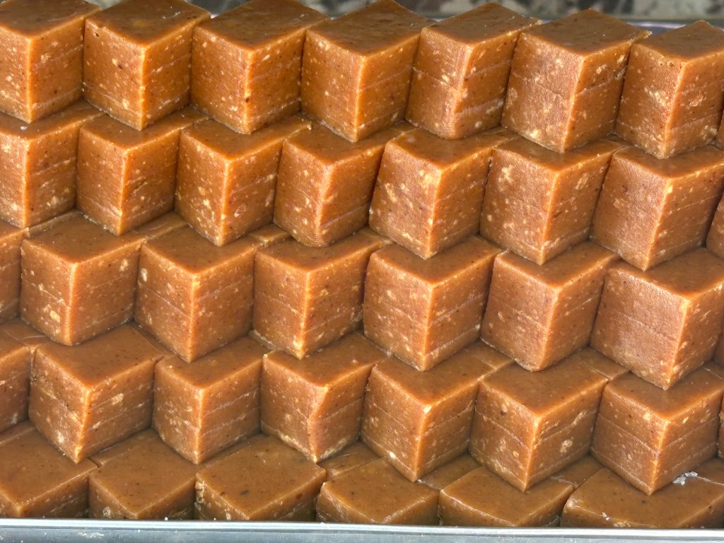 Chocolate, another famous mithai (sweet) from Uttarakhand. Originally from Almora (Kumaon region) Uttarakhand. #pahadimithai #pahadicuisine #uttarakhandkimithai #famousmithaiofUttarakhand