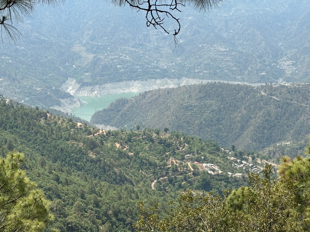 Khait Parvat—the land of fairies—is an interesting (and short) trek in Tehri district. The trek can be accessed via Bhatwara or Khet village. #tehridistrict #himalayantrek #trekking #devbhoomi #uttarakhandtreks #shorttreks #exploreUttarakhand #treksinUttarakhand #devbhoomitreks