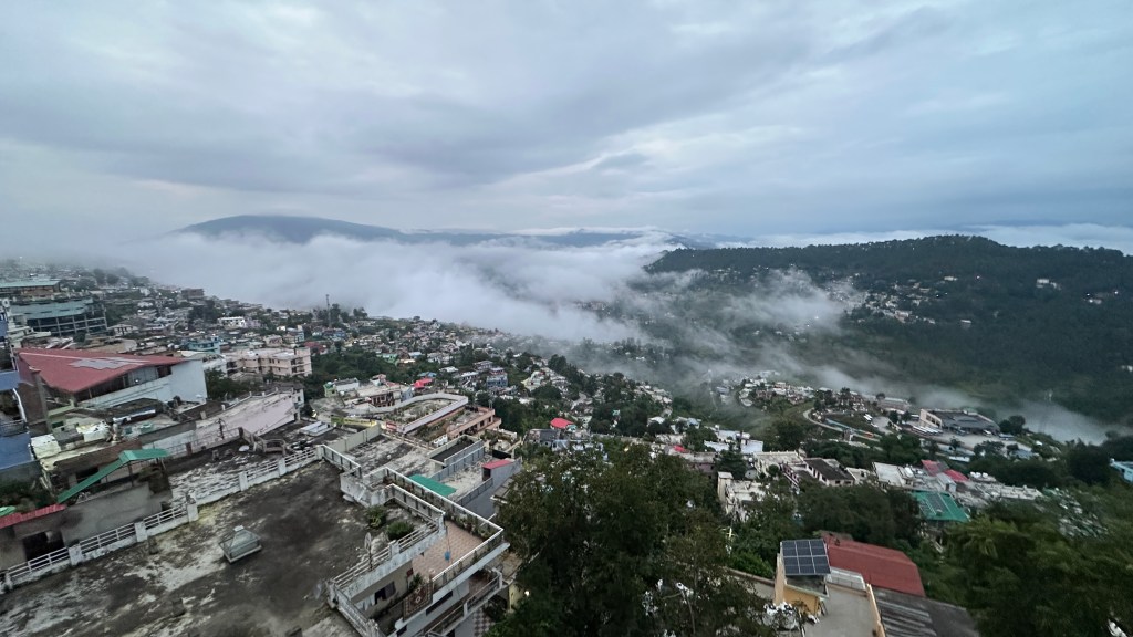 View from Almora town. landscape drenched in clouds. #beauty #almoratown #Uttarakhand #monsoontime #monsoons #devbhoomiUttarakhand