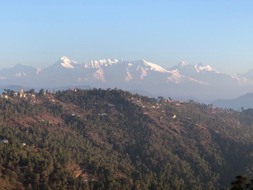 Kasar Devi, a picturesque little hamlet near Almora, offers stunning views of Trishul and other majestic peaks. Located in the Kumaon region of Uttarakhand.
#devbhoomi #himalayanviews #mountainviews #kasardevi #hillstation #almoratown