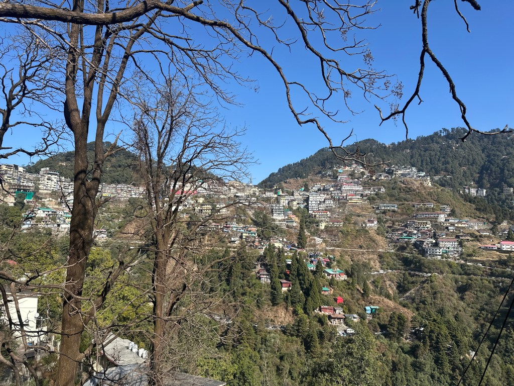 View of Landour and its settlements. I enjoy this particular frame everytime I visit Mussoorie. #Landourdiaries #Mussoorie #visitUttarakhand #Landourwalks