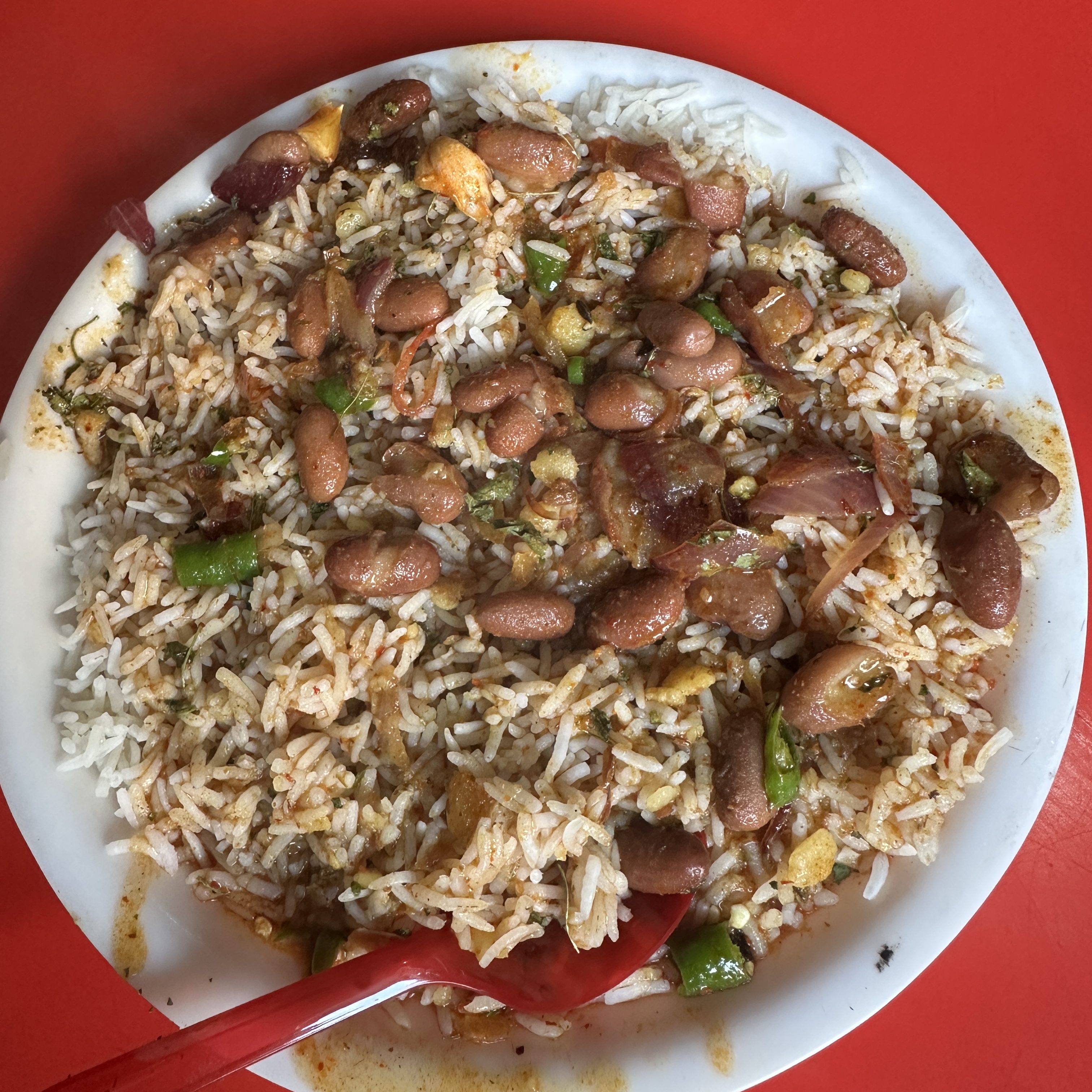Sumptous meal (Rajma-Rice) at Landour Bazar | Dehradun - Mussoorie trek #hiking #dehraduntrek #mussoorietrek #landourtrek #trailsindehradun #trekking #food #pahad #devbhoomiUttarakhand #pahad #pahadicuisine #rajmarice #carbrichfood #Weekendvibe #Landourwalks #Mussooriewalks #trailsinUttarakhand